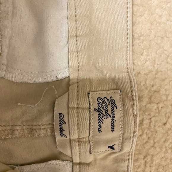 American Eagle shorts - Picture 2 of 3